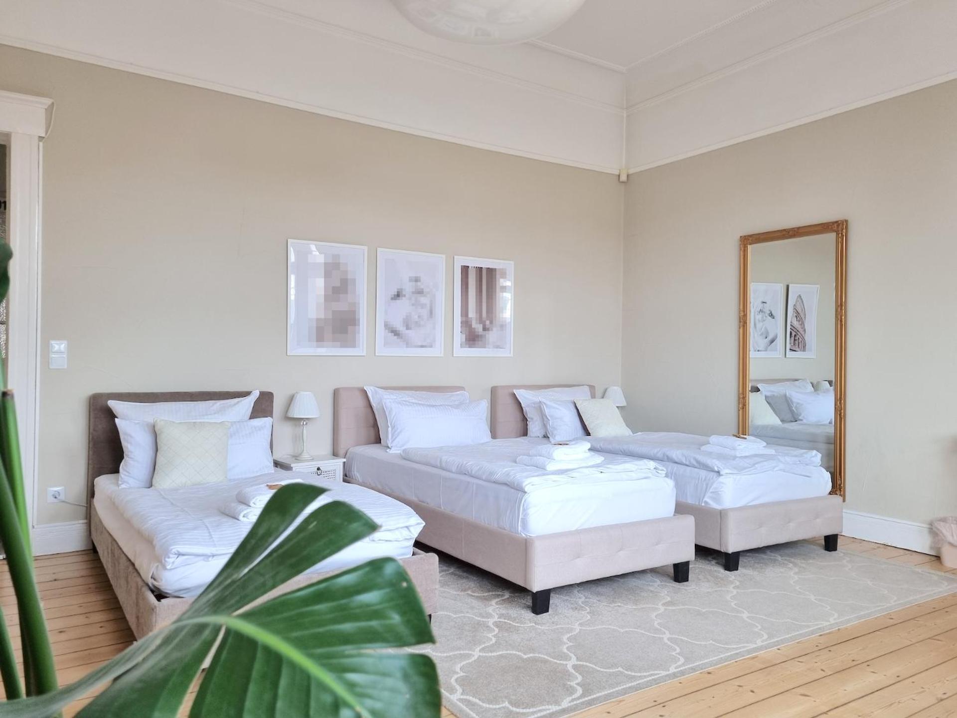 Charysma - Jugendstil Trifft Moderne, Schlafzimmer Mit Smart-Tv, Tischfussball, Darts, Parkplatz Hamelin Eksteriør bilde